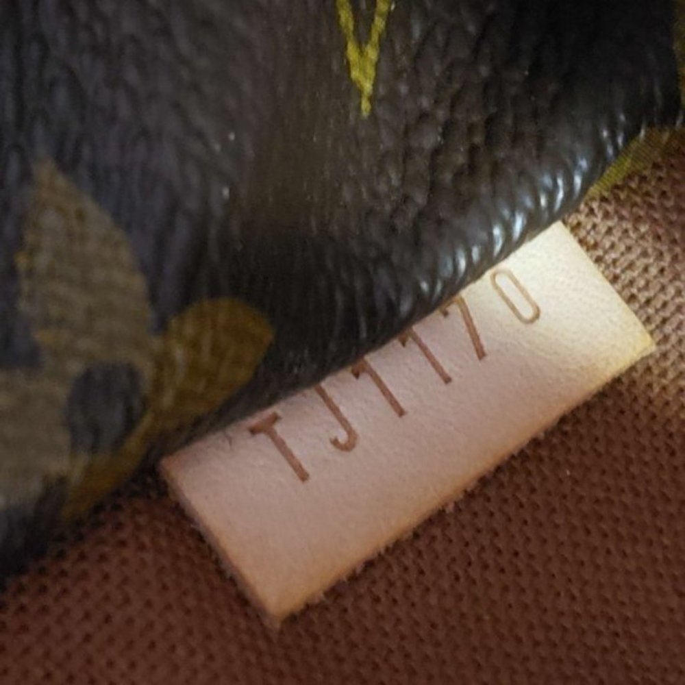 Auth Louis VuittonTotally MM Monogram Tote Bag - Picture 15 of 15
